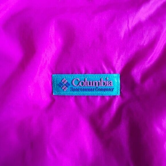 Vintage Columbia womens size medium pink and blue reversible puffer jacket - Picture 11 of 11